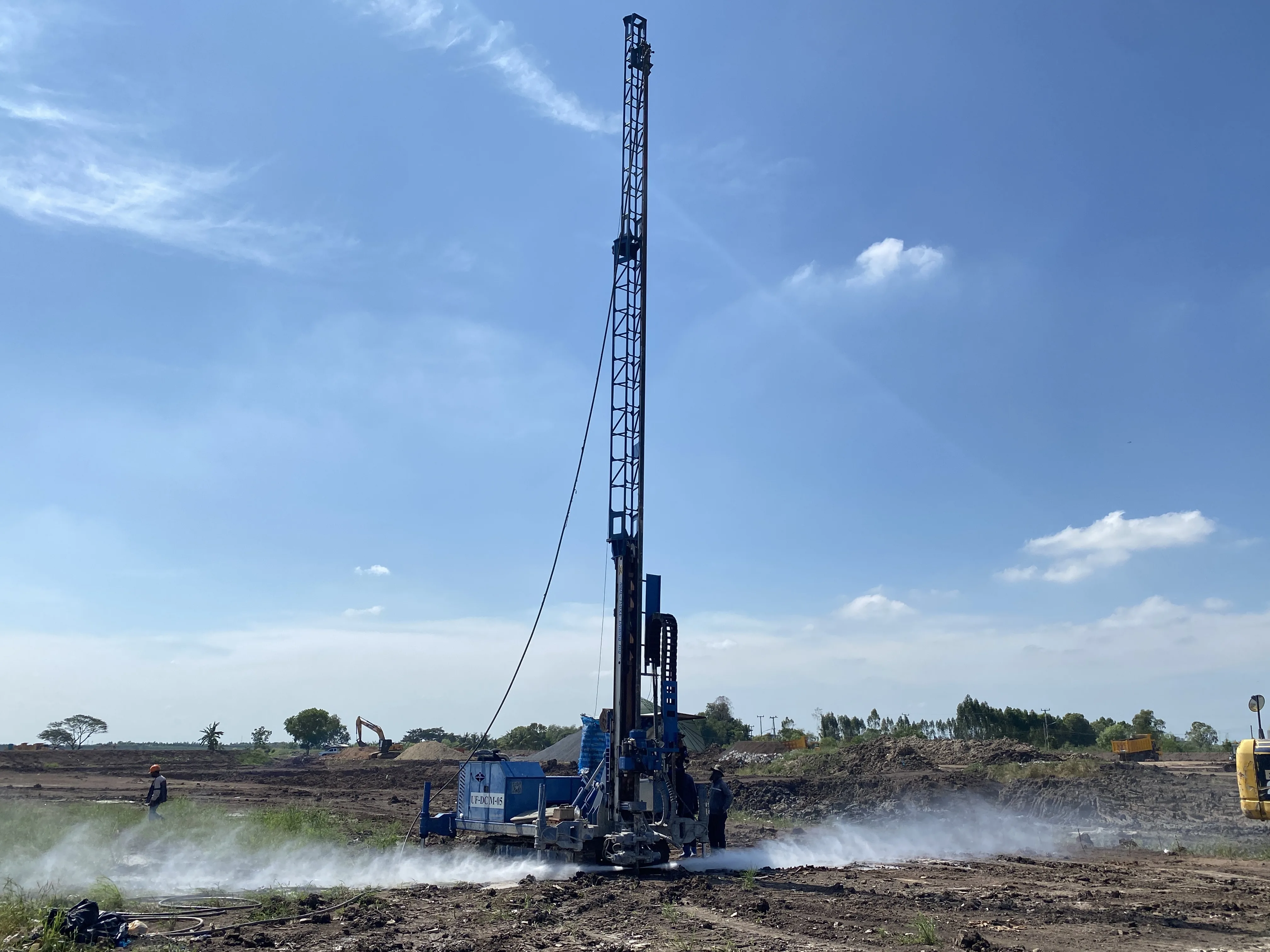 Drilling rig at the Bangkok project site